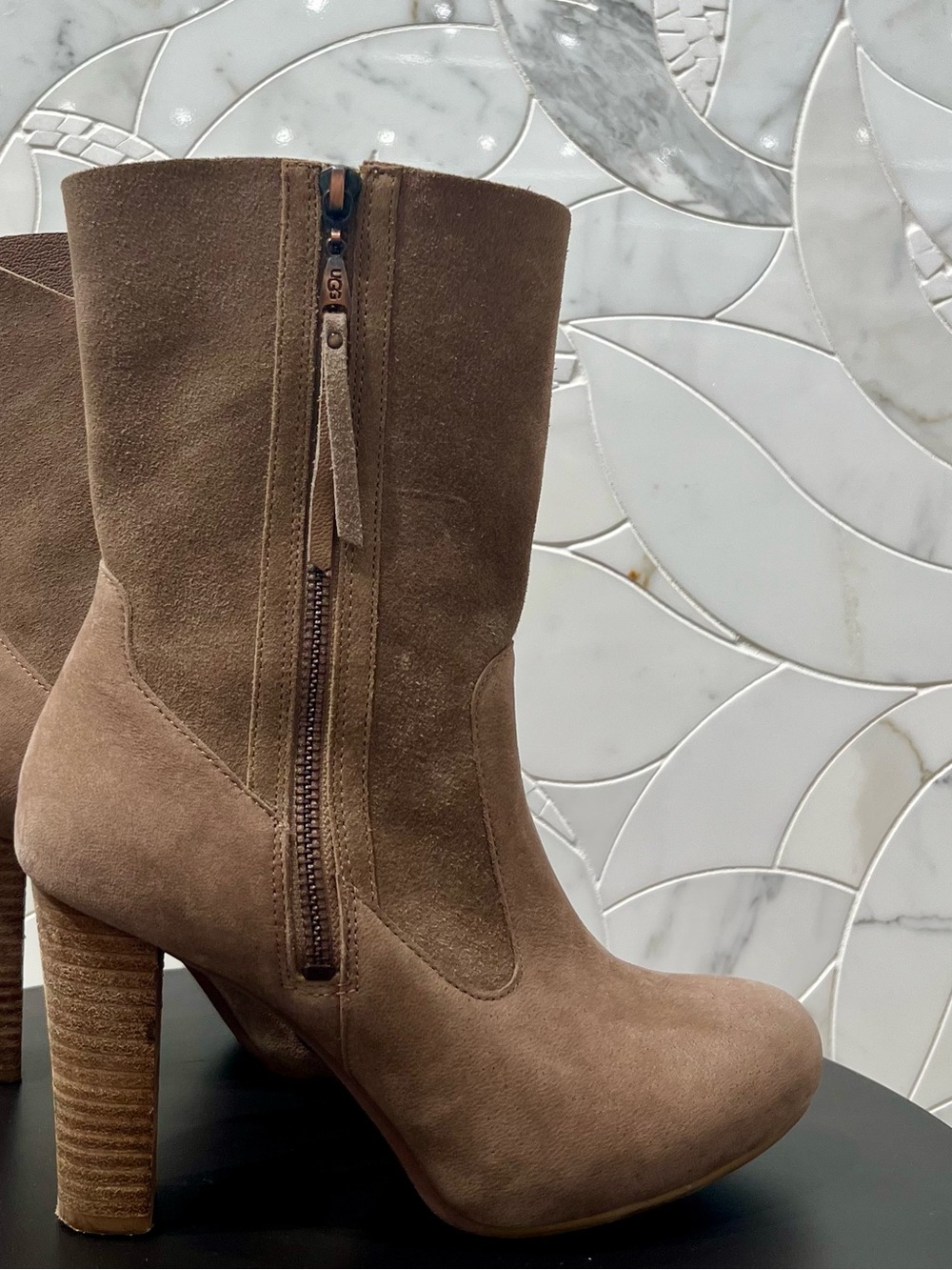 UGG Chestnut Suede Mid-Calf Heeled Boot - Australia Women’s Athena Round Toe